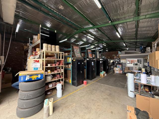 To Let Commercial Property for Rent in Sidwell Eastern Cape